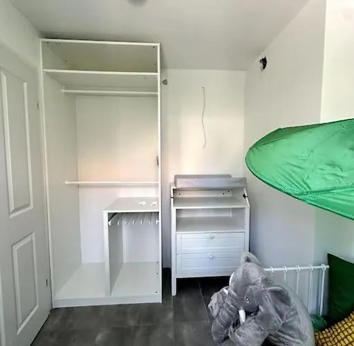 Spacious Family Old Town Apartment